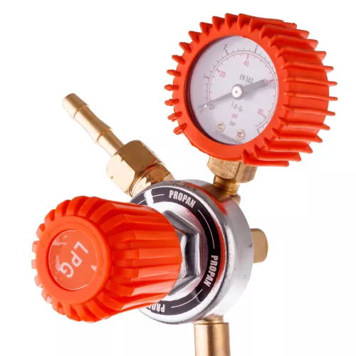 Regulator profesional de presiune pentru gaz propan–butan (PB) cu manometru, carcasă din alamă, domeniu presiune intrare 0–15 bar, presiune de ieșire reglabilă 0–4 bar, debit maxim 4 m³/h, racord intrare 21,8 × 1/14 filet stânga model ZR-15P