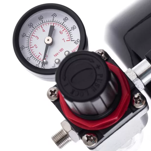 Compresor pentru aerografe Fengda AS-186 cu rezervor 3 L, motor 1/6 CP (≈ 125 W), debit 20–23 l/min, 47 dB, set cu aerograf cu acțiune dublă TC Technic B-130P duză 0,3 mm, rezervor 7 cm³ și furtun aer 3 m