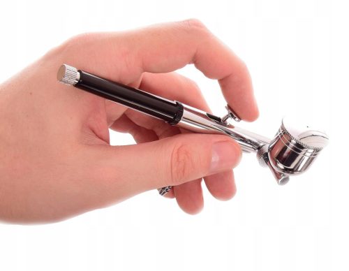 Airbrush Profesional FENGDA BD-132, Duza 0,5 mm, Rezervor Lateral Rotativ 7 cm³