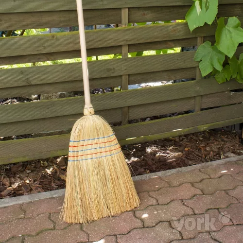 Mătură Cirok cu Coadă Lungă din Lemn, Peri Naturali Rezistenți - YORK - GRĂDINĂ DIN VIS