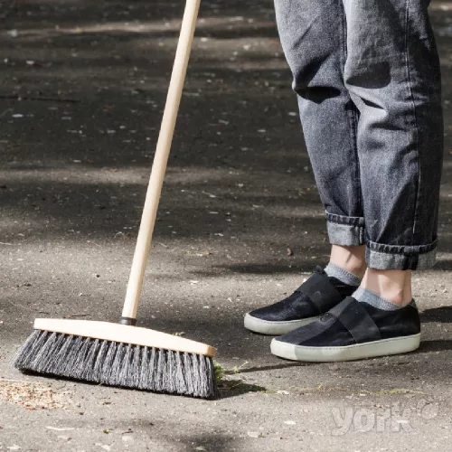Mătură cu Bază de Lemn și Peri Naturali 30cm - YORK - CLEAN HOUSE