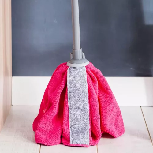 Mop din Microfibră cu Benzi de Frecare și Inel de Cauciuc pentru Protecția Mobilierului - RUBI - YORK - CLEAN HOUSE (1 bucată)