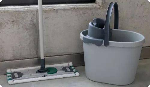 CIRCULAR 13 Litri Găleată Dreptunghiulară cu Stoarcere Plată York Eco Ego